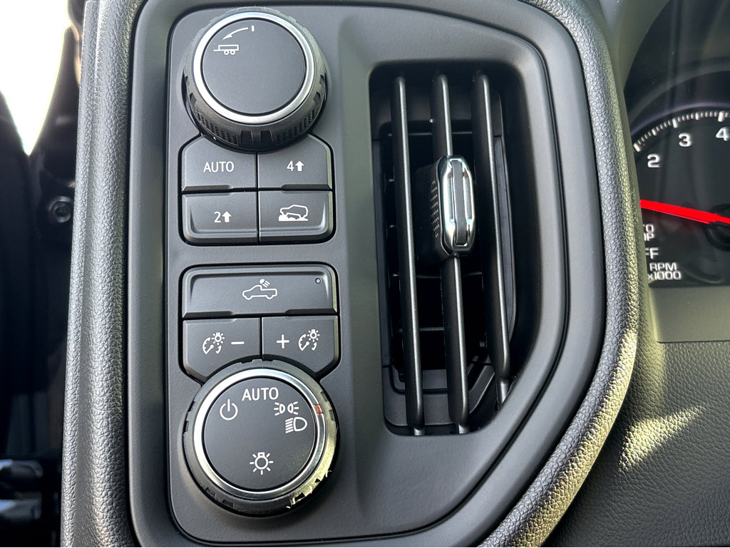 New 2026 Chevrolet Silverado 1500 Custom AWD/4WD image 13