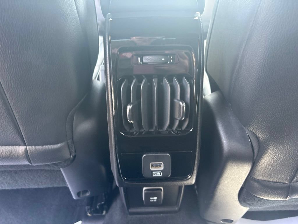 Used 2023 Jeep Compass Latitude AWD/4WD image 29