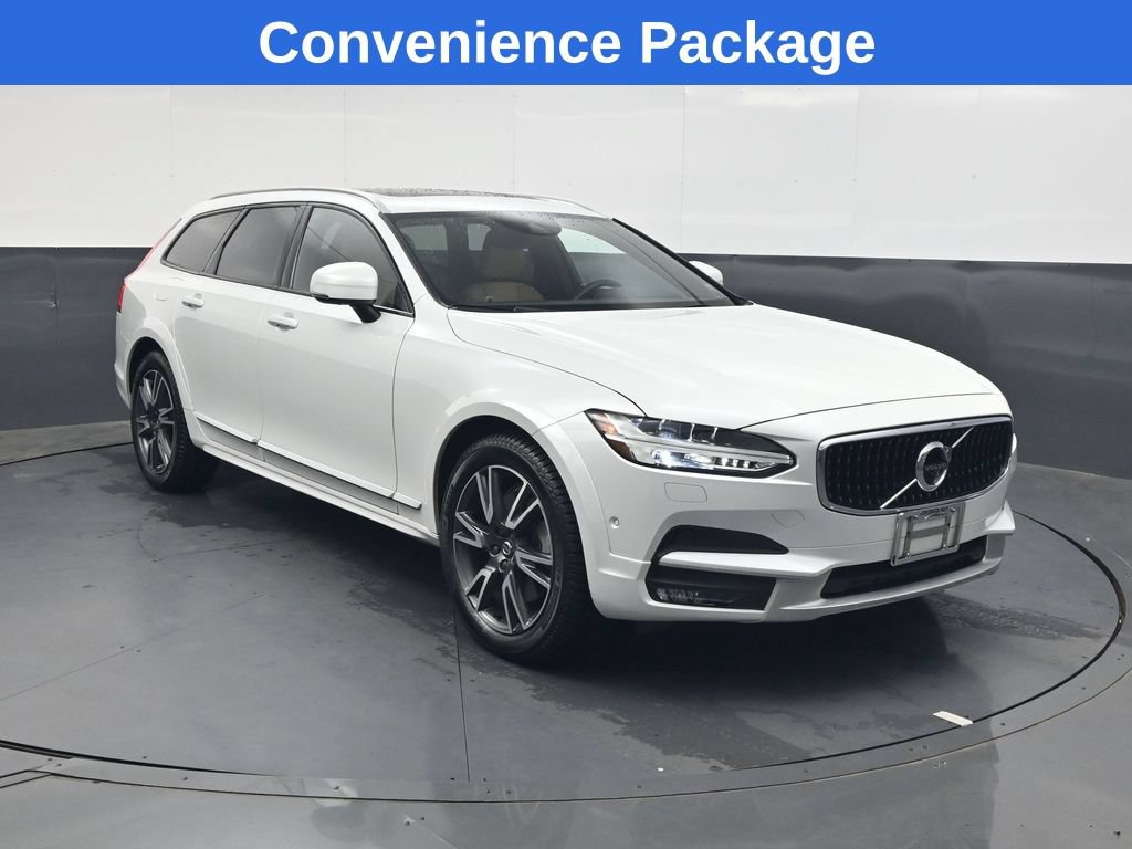 Used 2018 Volvo V90 T6 Cross Country w/ Convenience Package AWD/4WD image 2