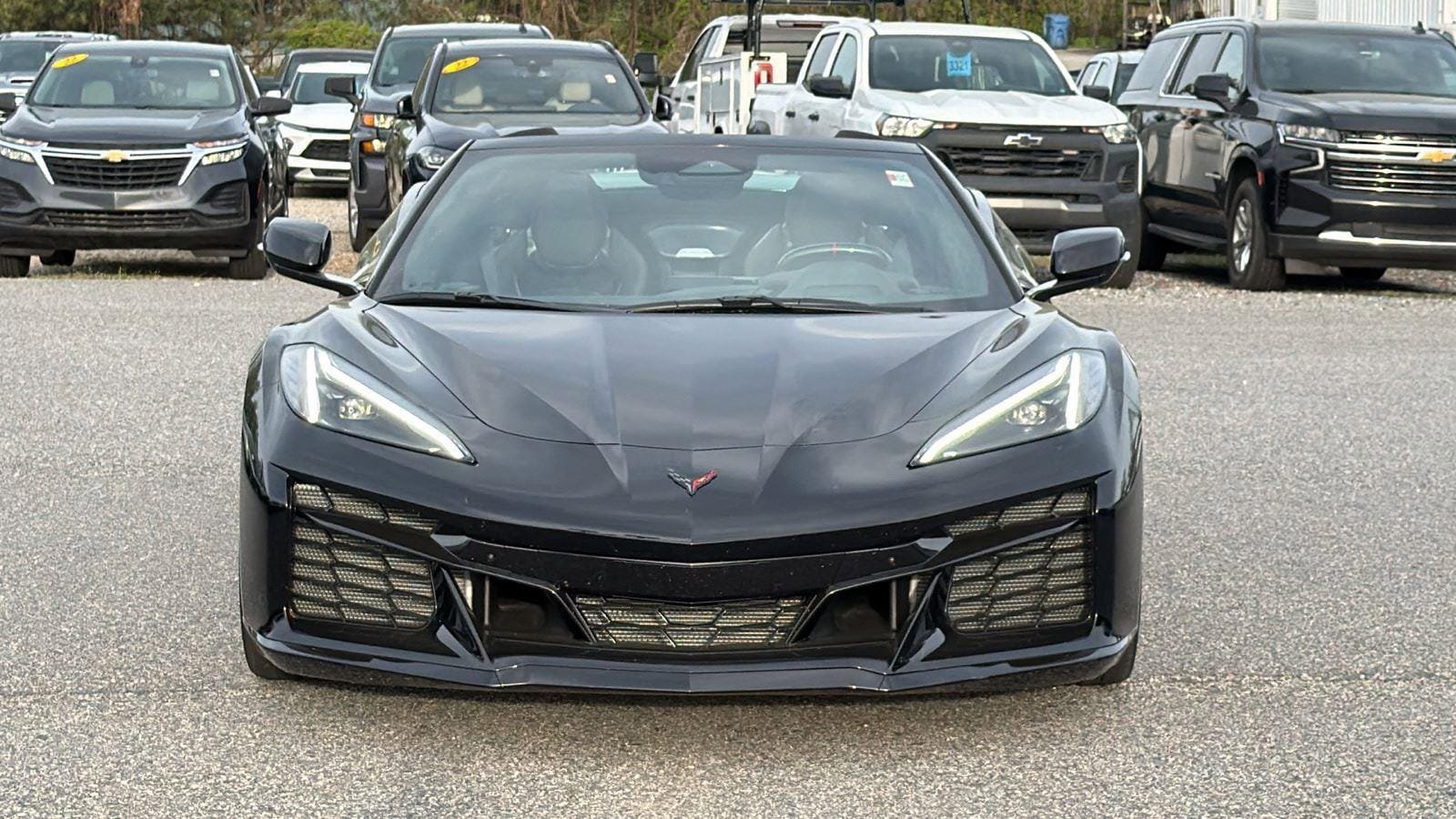Used 2025 Chevrolet Corvette Z06 w/ Stealth Interior Trim Package RWD image 2