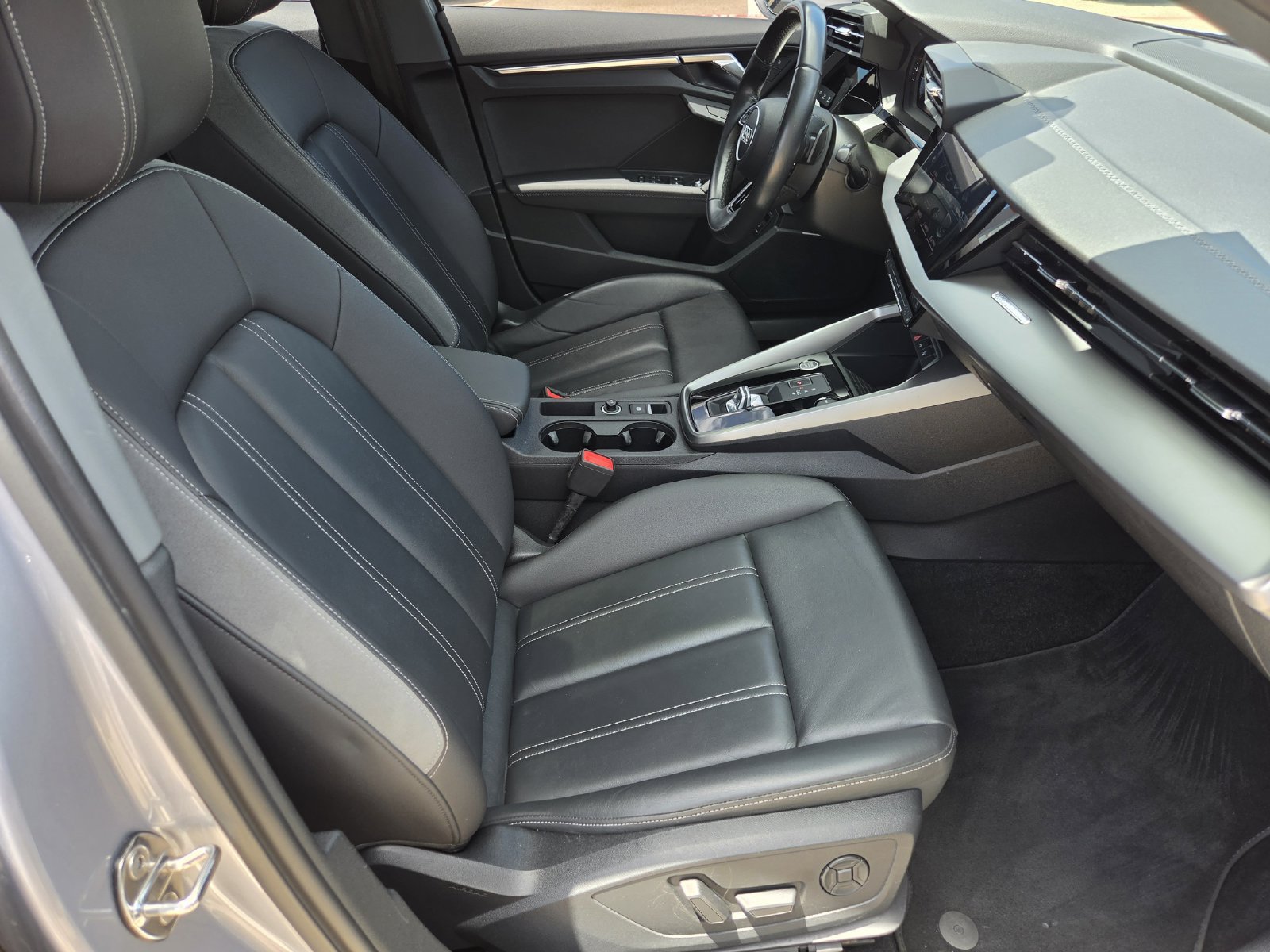 Used 2023 Audi A3 2.0T Premium FWD image 13