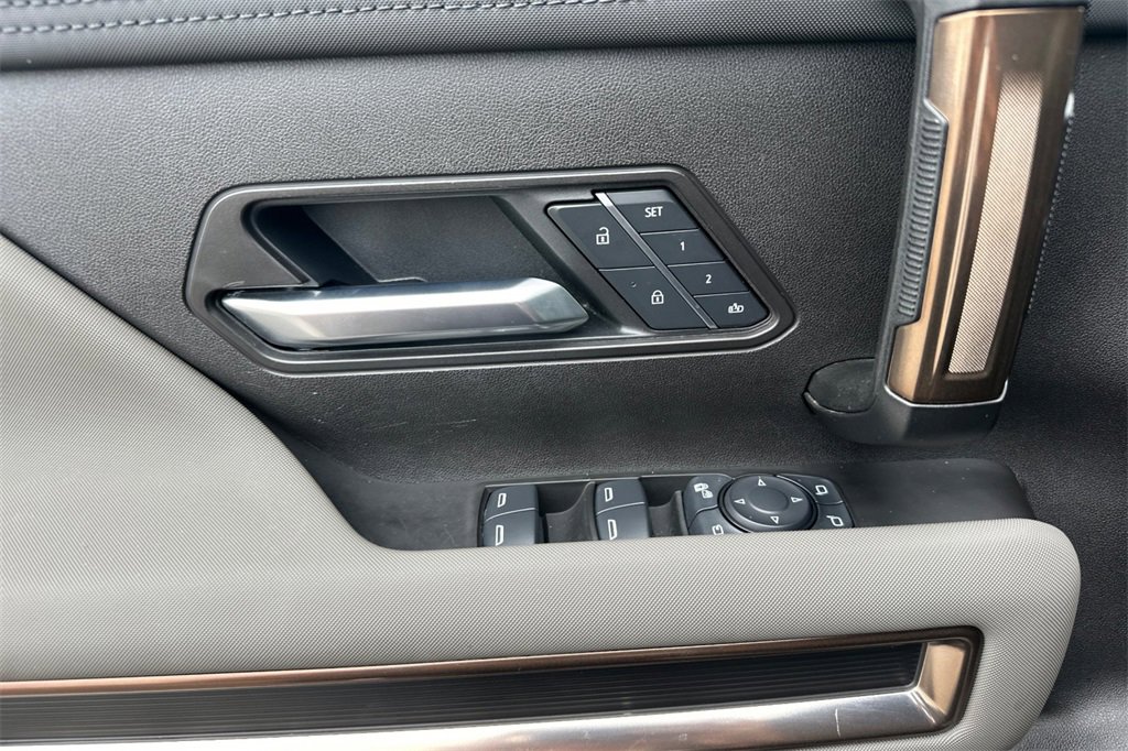 Used 2025 GMC Hummer EV 3X image 14