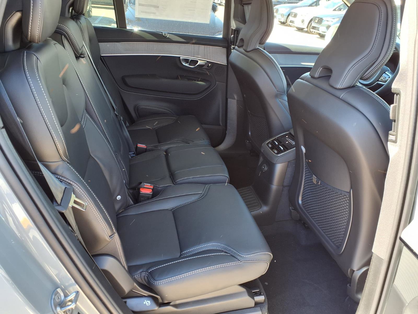 New 2026 Volvo XC90 T8 Ultra w/ Protection Package Premier image 10