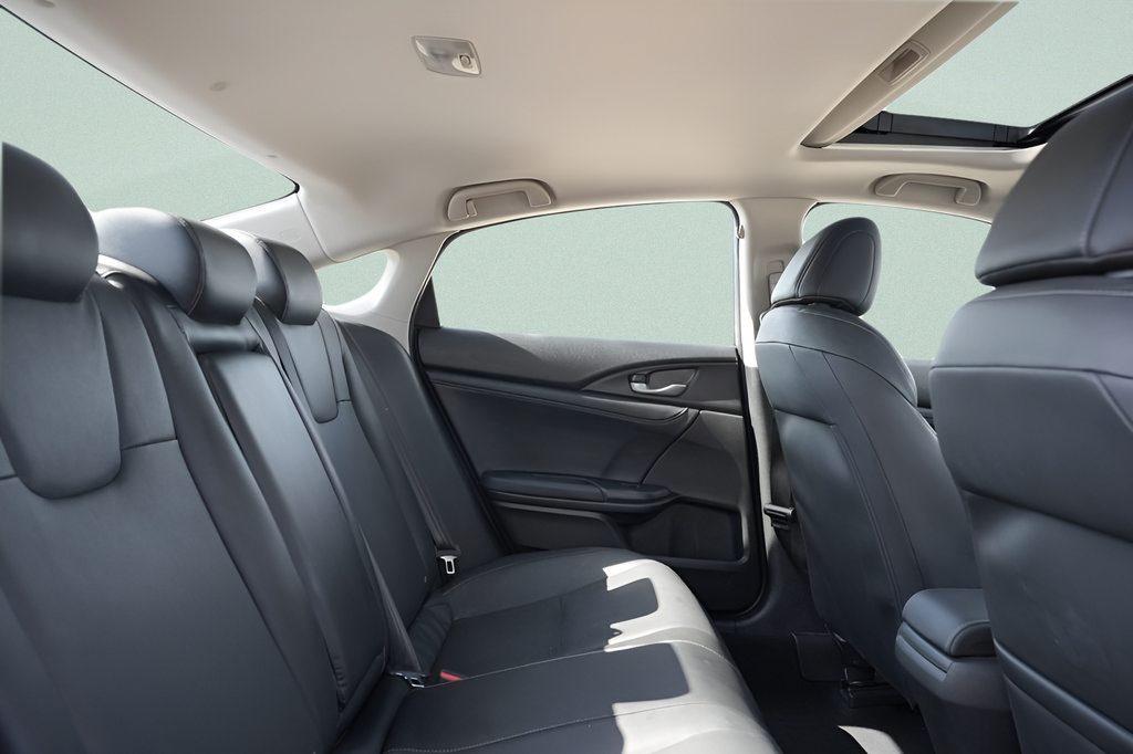 Used 2019 Honda Insight Touring image 15