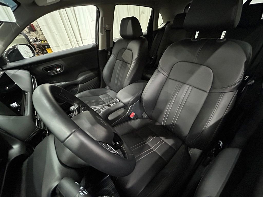 Used 2025 Honda HR-V EX-L image 25