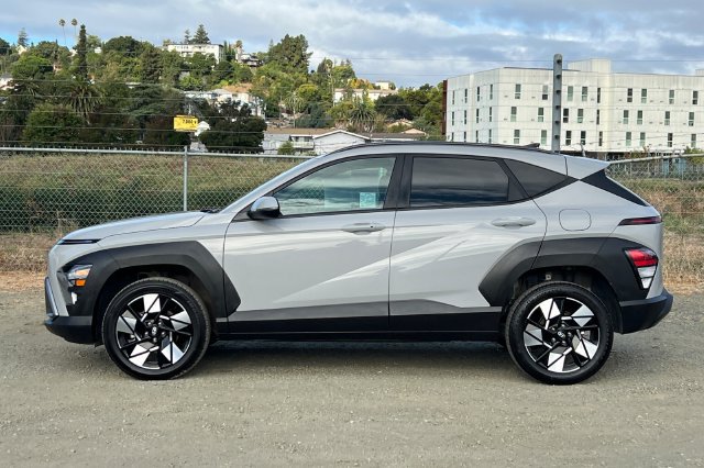 Used 2025 Hyundai Kona SEL AWD/4WD image 9