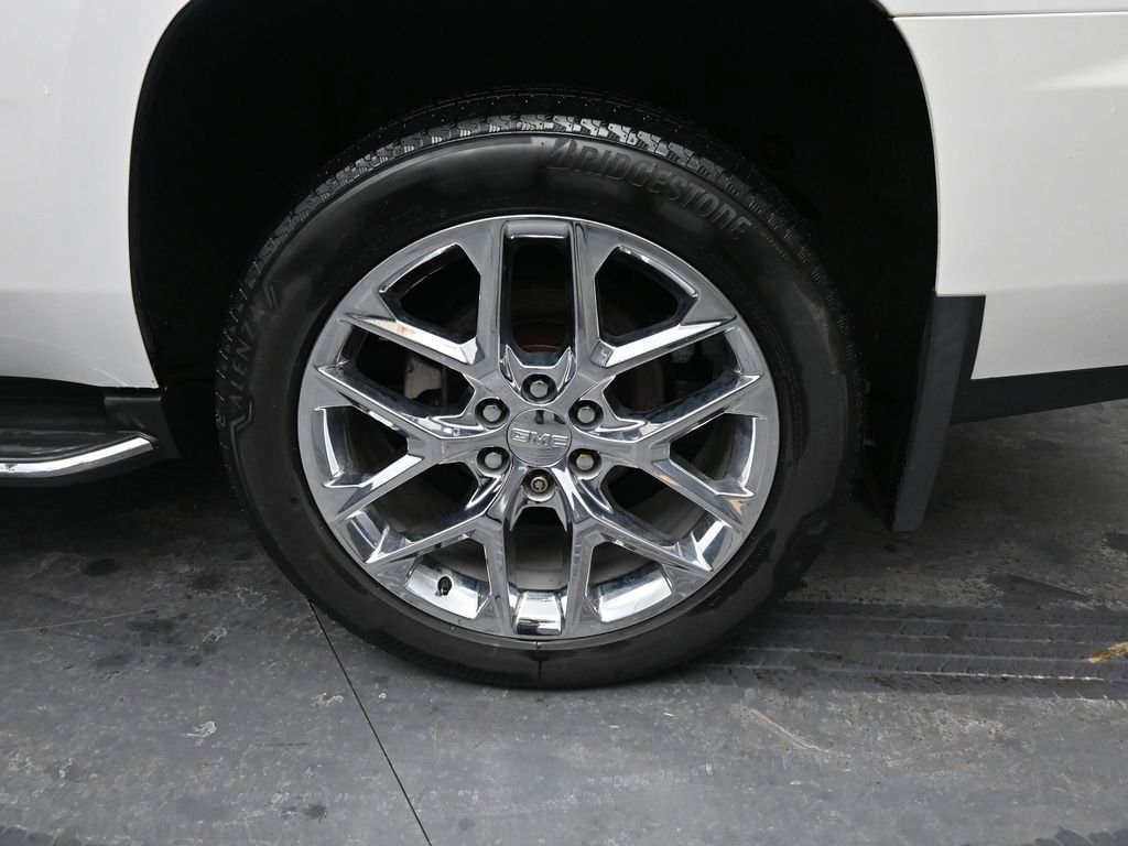 Used 2017 GMC Yukon SLT image 14