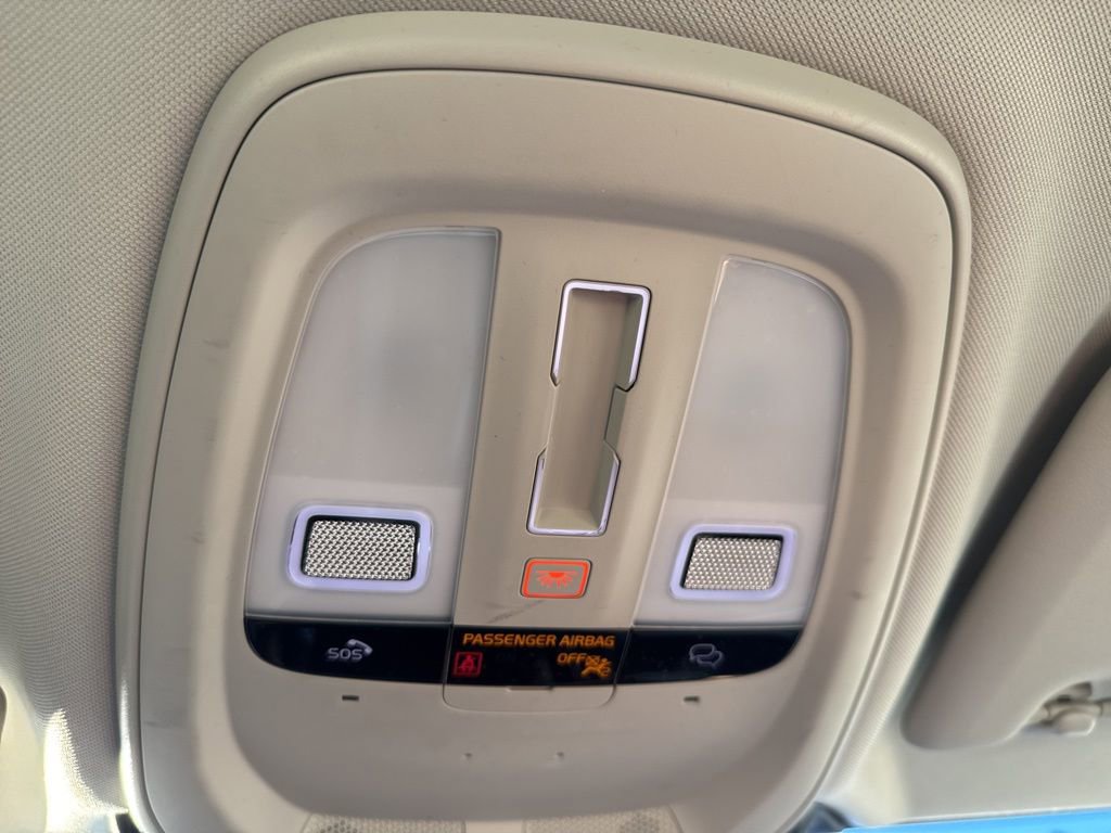 Used 2024 Volvo S60 B5 Plus w/ Climate Package image 33