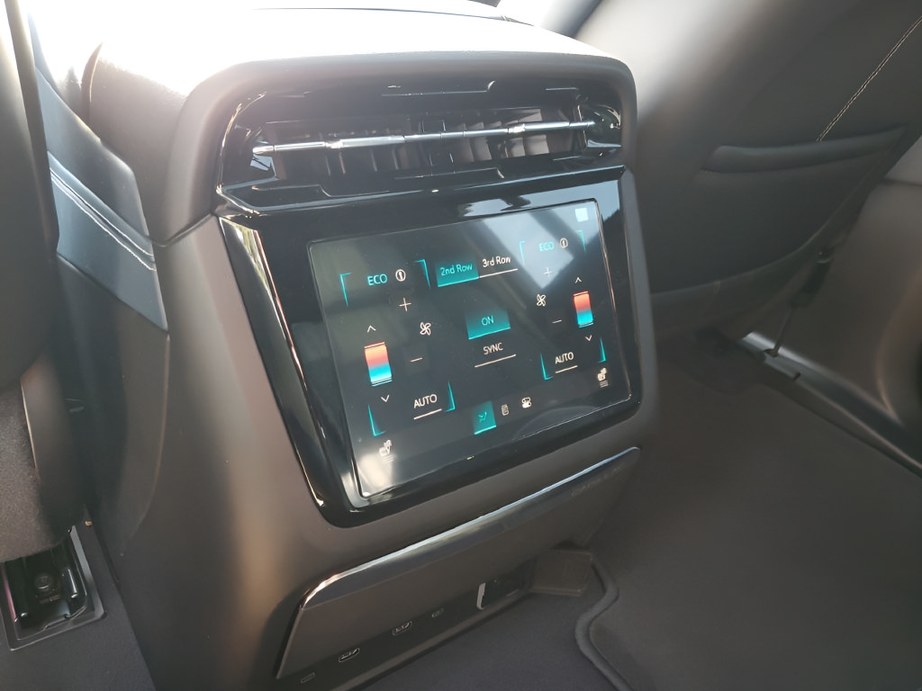 New 2026 Cadillac Escalade IQL Sport 2 AWD/4WD image 26