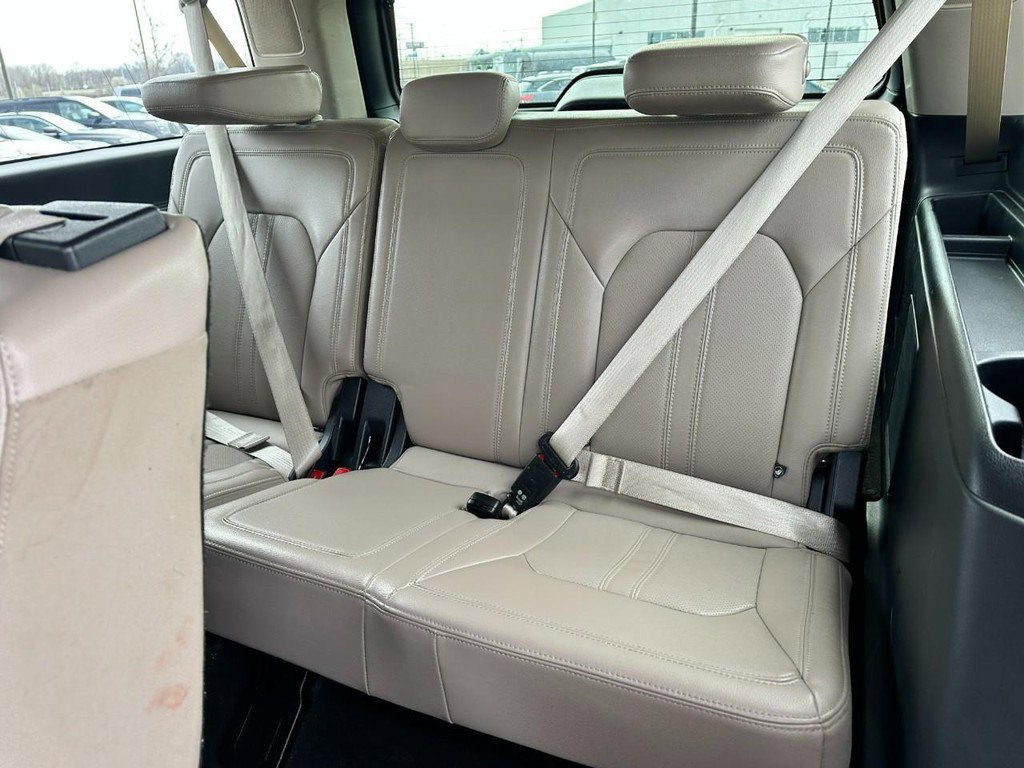 Used 2024 Ford Expedition Max Limited image 10
