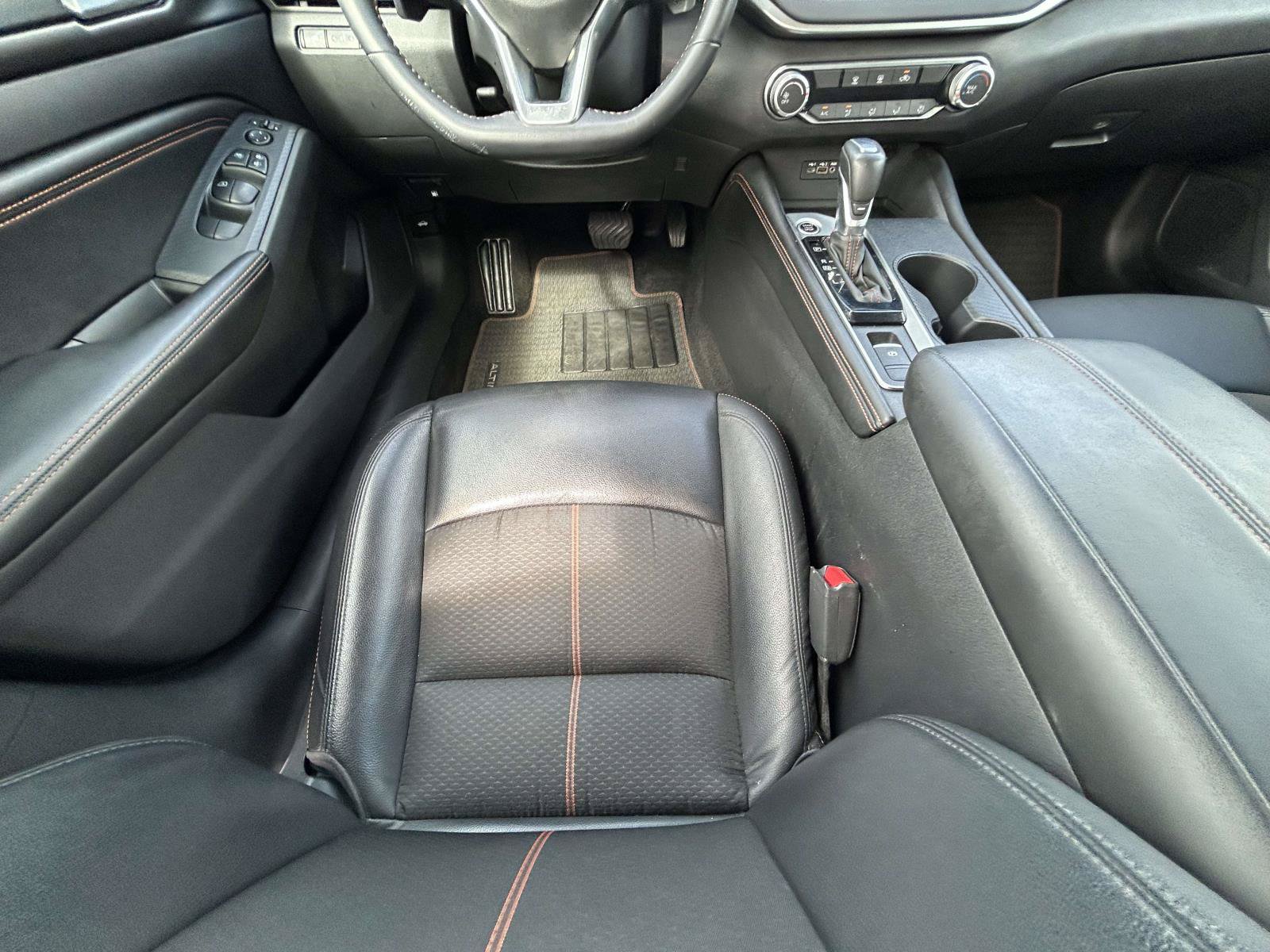 Used 2020 Nissan Altima 2.5 SR AWD/4WD image 13