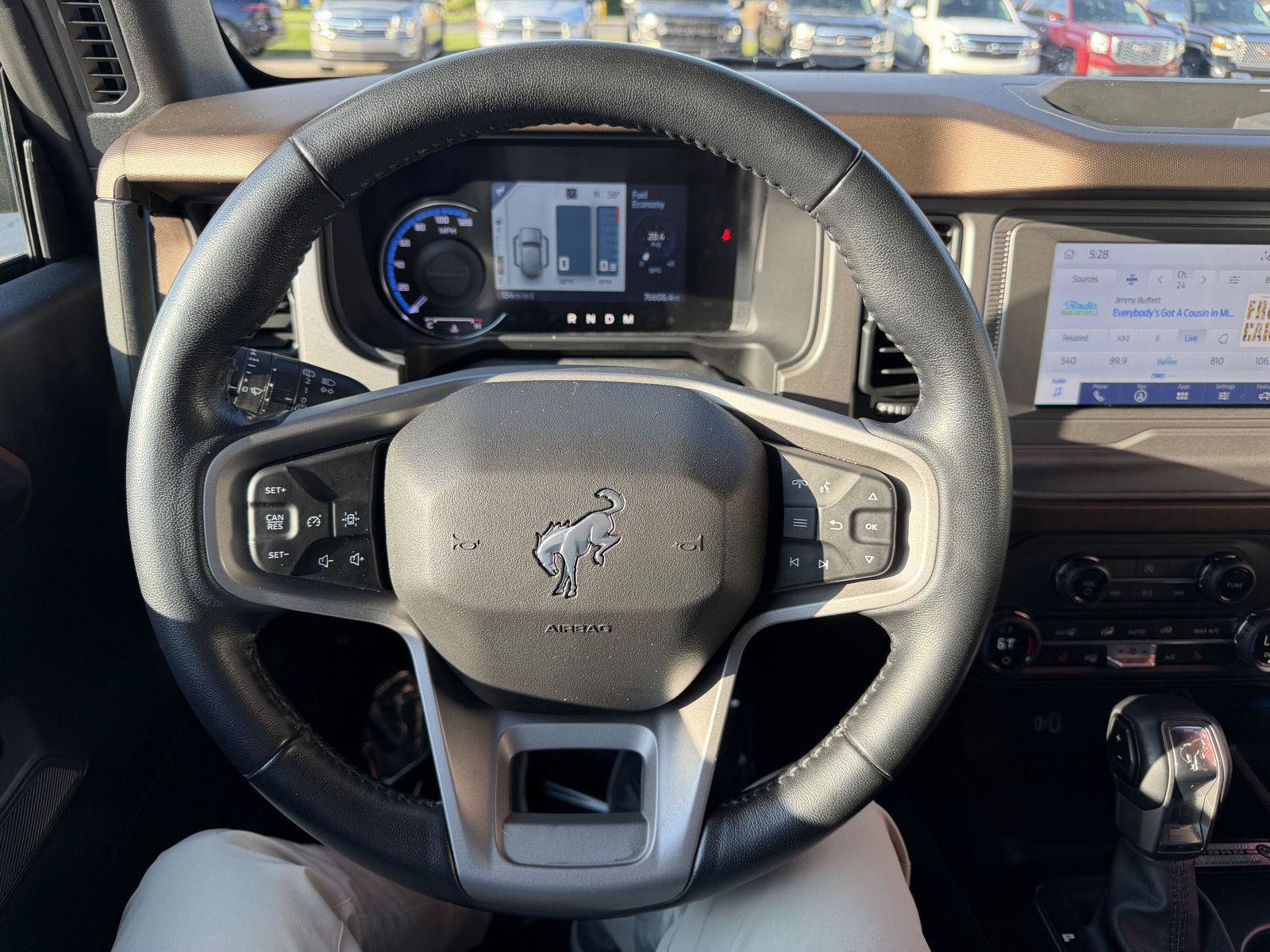 Used 2023 Ford Bronco Outer Banks AWD/4WD image 14