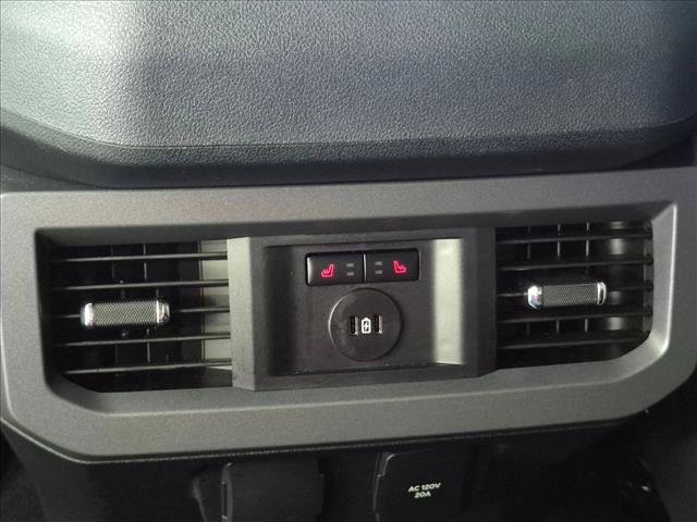 Used 2023 Ford F250 Lariat w/ Lariat Ultimate Package AWD/4WD image 17