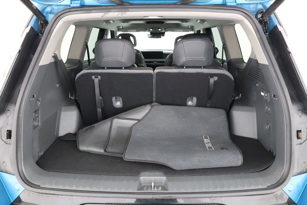 Used 2024 Kia EV9 Land image 23
