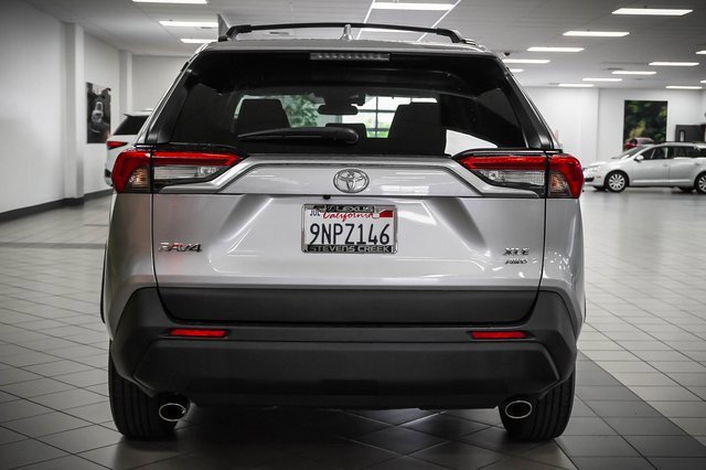 Used 2024 Toyota RAV4 XLE image 7