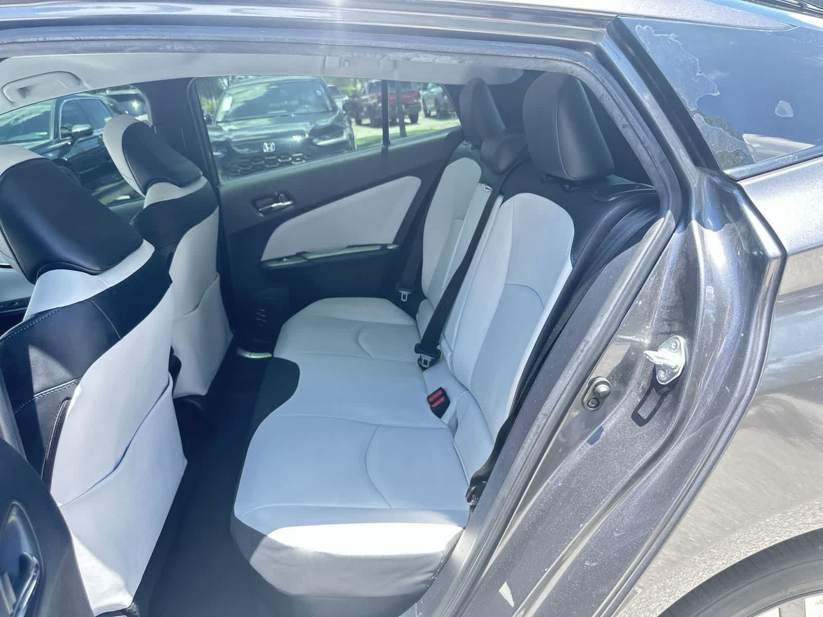 Used 2018 Toyota Prius Three Touring FWD image 16