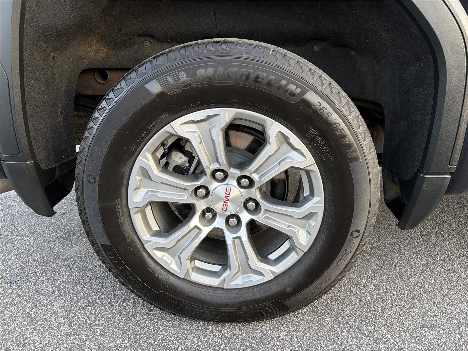 Used 2025 GMC Sierra 1500 SLT image 18