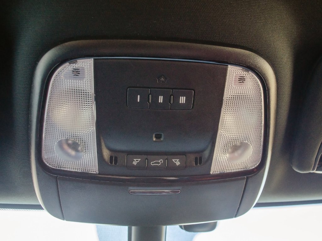 Used 2022 Dodge Durango R/T w/ Blacktop Package image 25