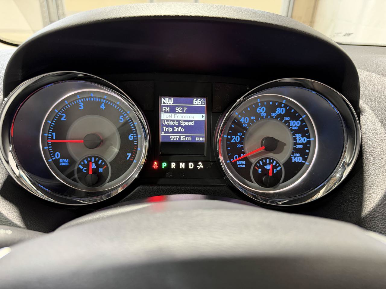 Used 2016 Chrysler Town & Country Touring FWD image 31