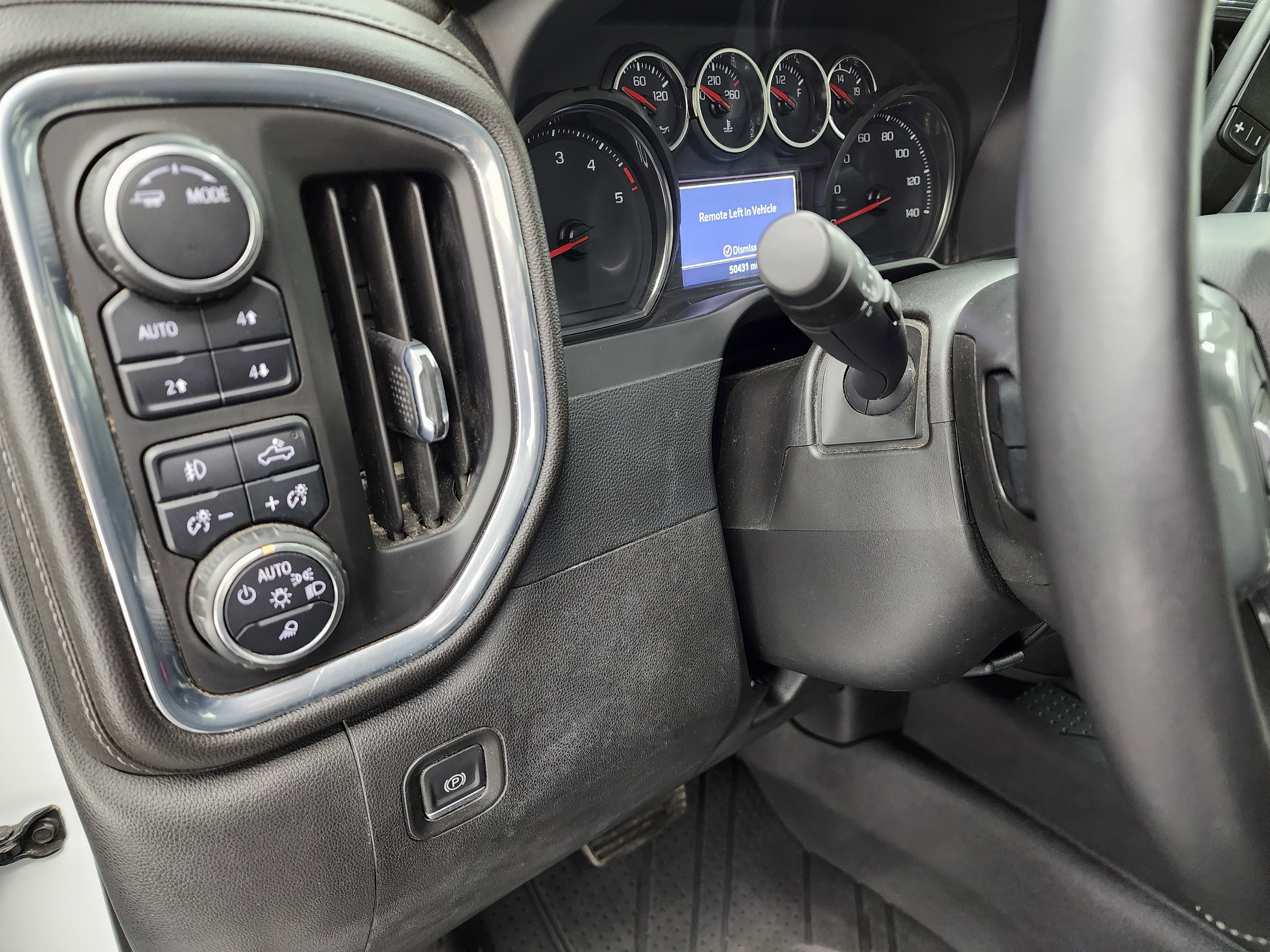 Used 2022 Chevrolet Silverado 2500 LTZ w/ Safety Package image 41