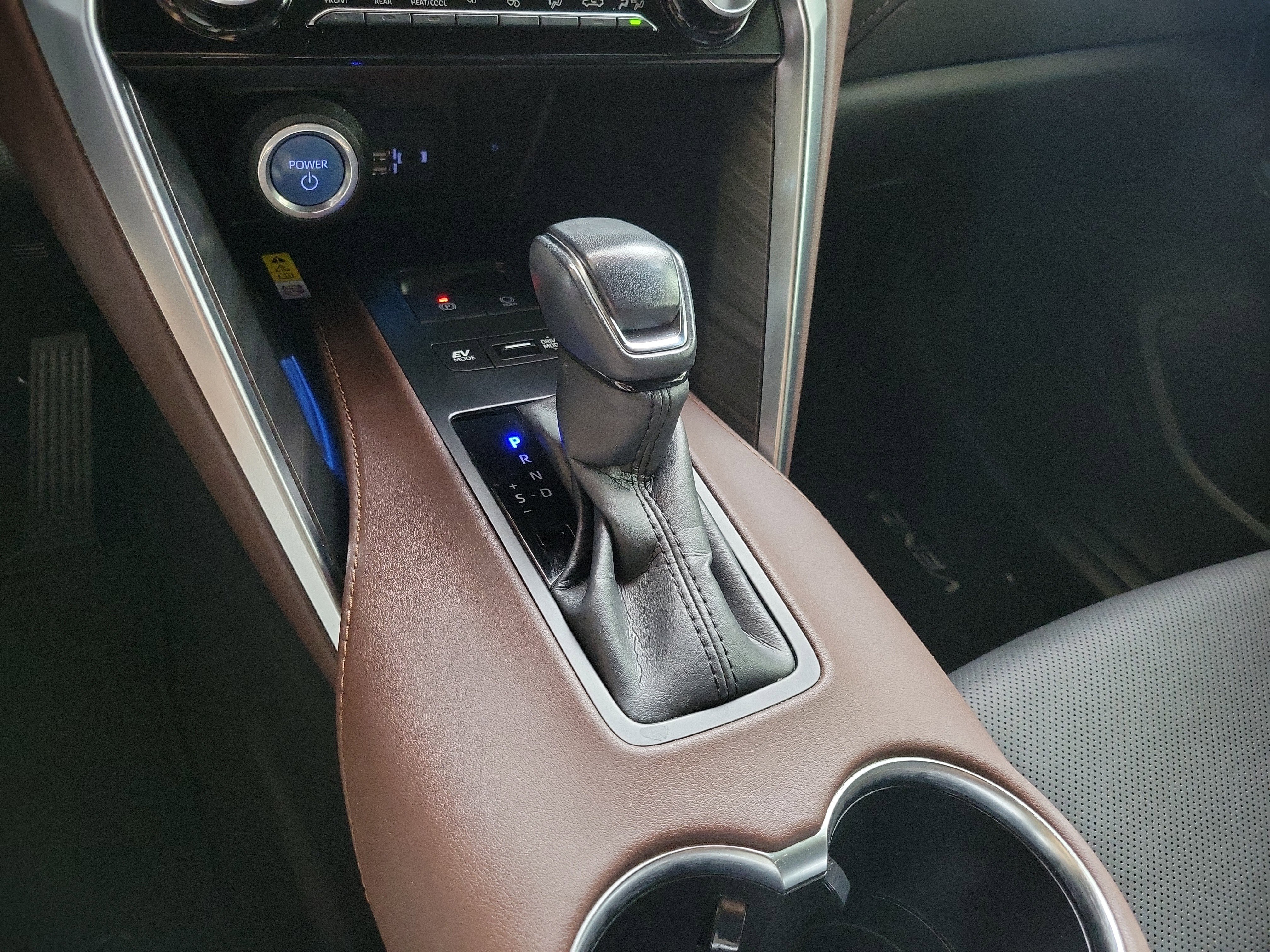 Certified 2021 Toyota Venza XLE image 22
