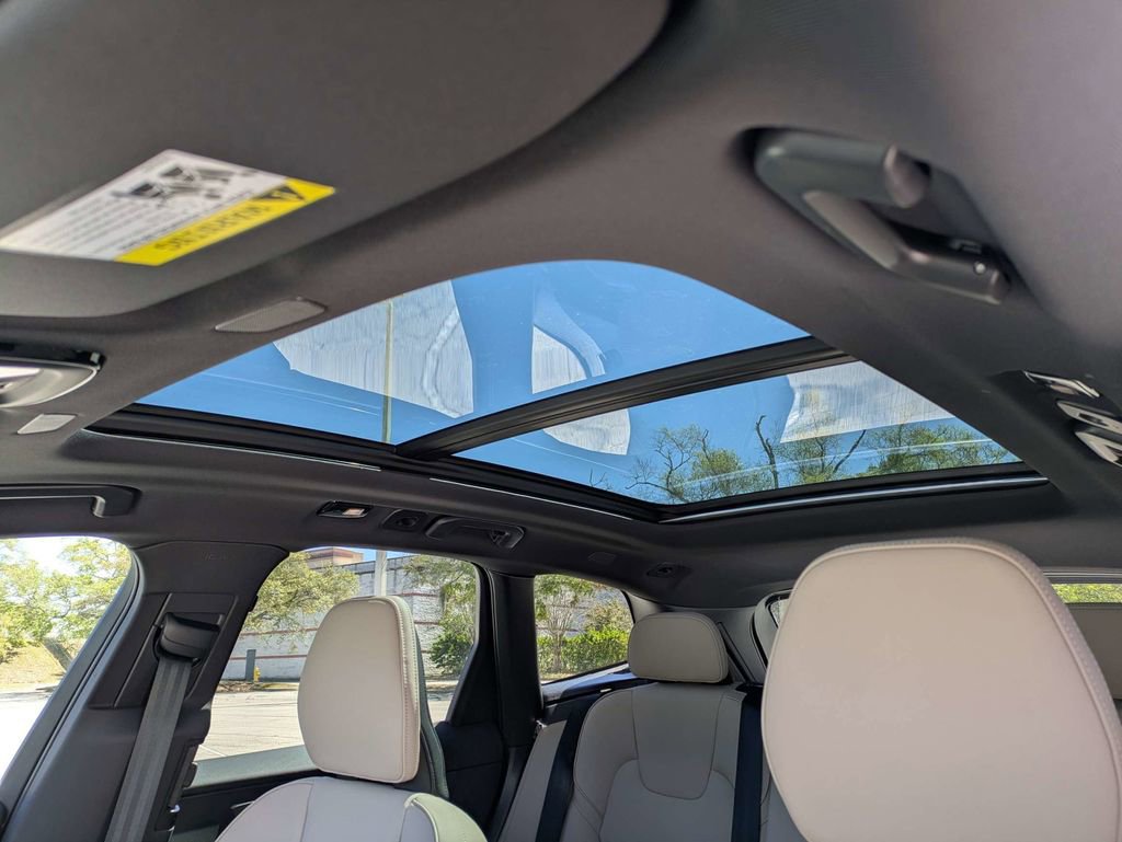 New 2026 Volvo XC60 T8 Core w/ Protection Package Premier image 25