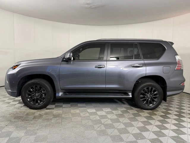 Used 2023 Lexus GX 460 Premium w/ Premium Package image 3