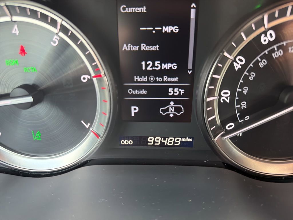 Used 2016 Lexus LX 570 4WD w/ Luxury Package image 36