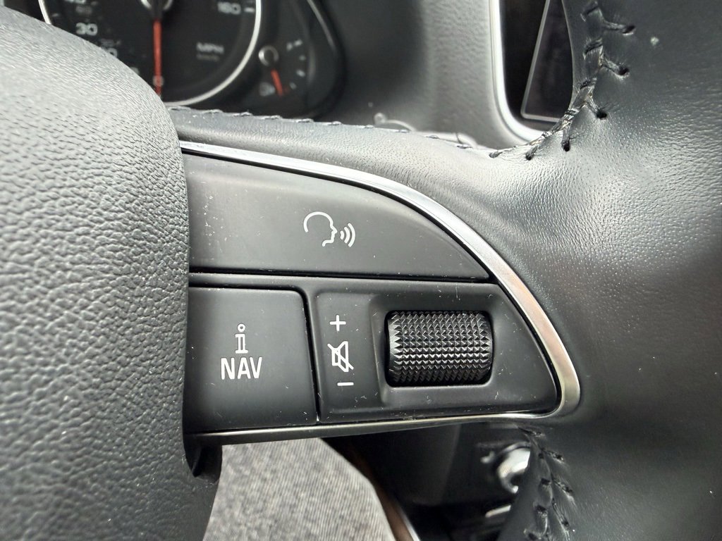 Used 2016 Audi Q5 2.0T Premium Plus w/ Technology Package image 21