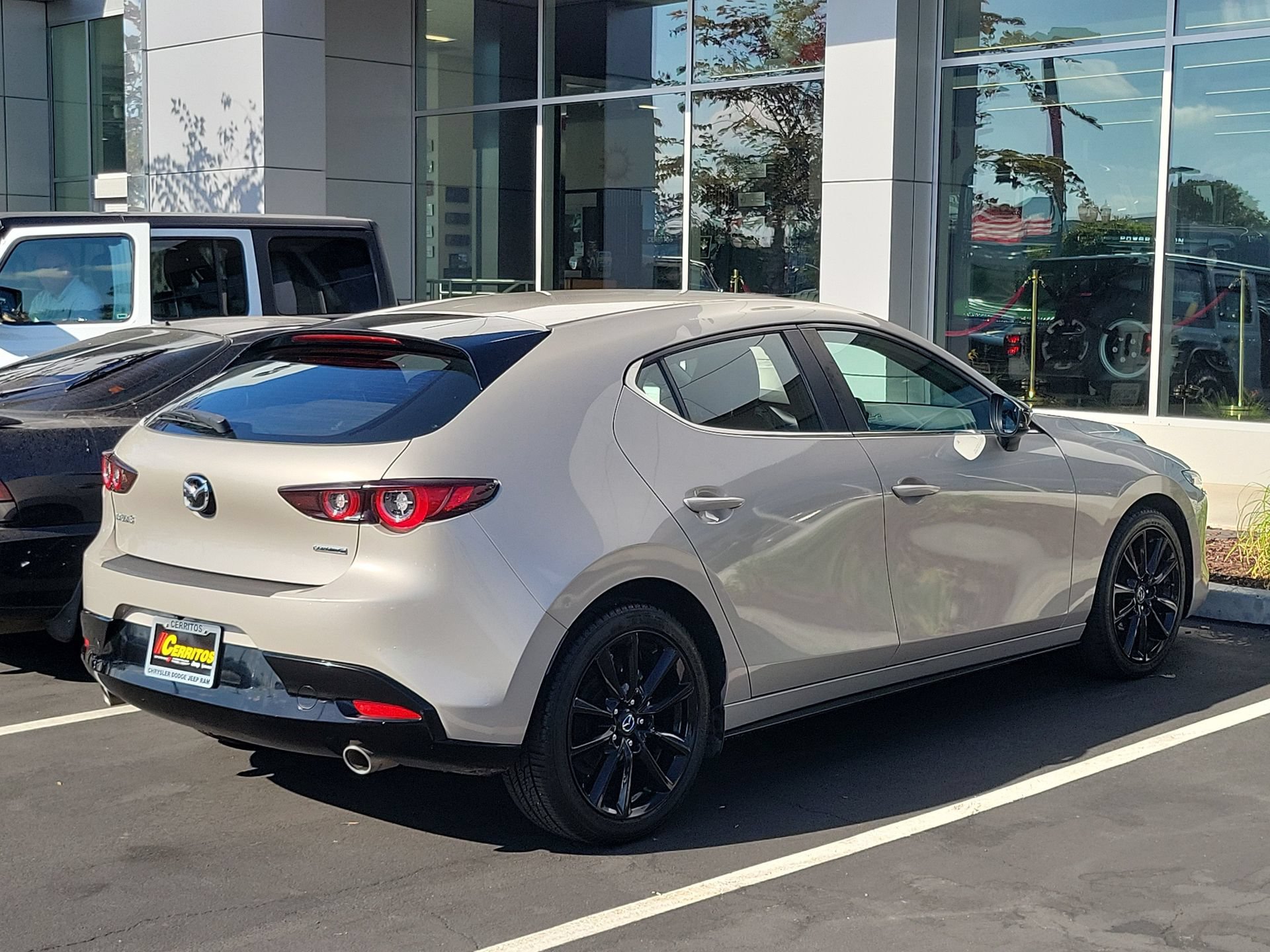 Used 2025 MAZDA MAZDA3 s Sport FWD image 8