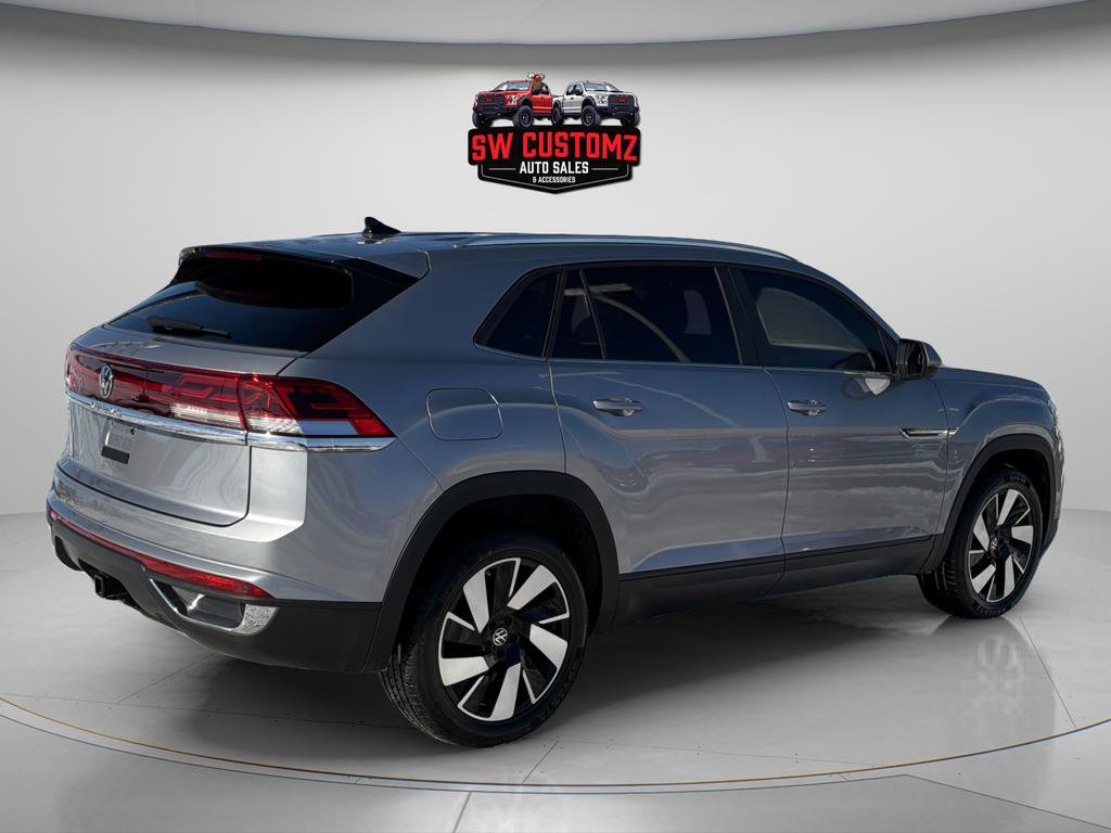 Used 2024 Volkswagen Atlas Cross Sport SE image 7