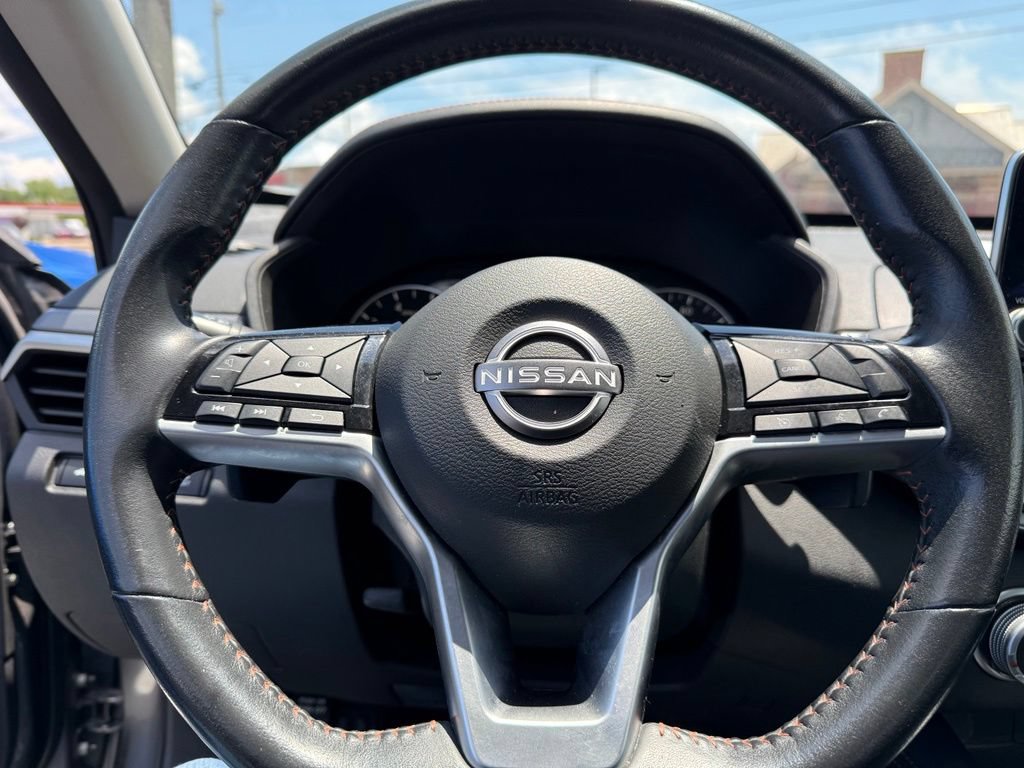 Used 2024 Nissan Altima 2.5 SR FWD image 28