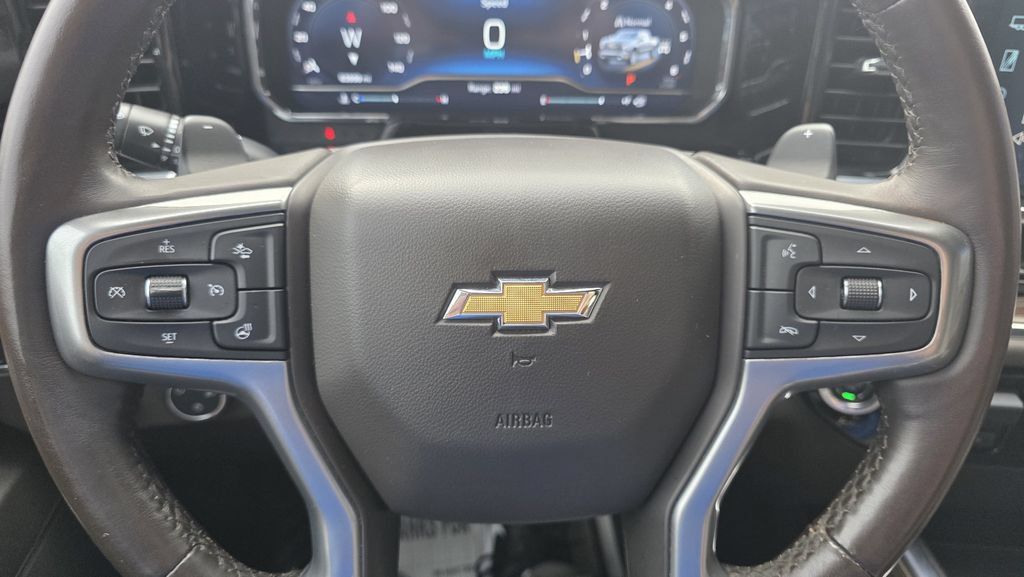 Used 2022 Chevrolet Silverado 1500 LT AWD/4WD image 19