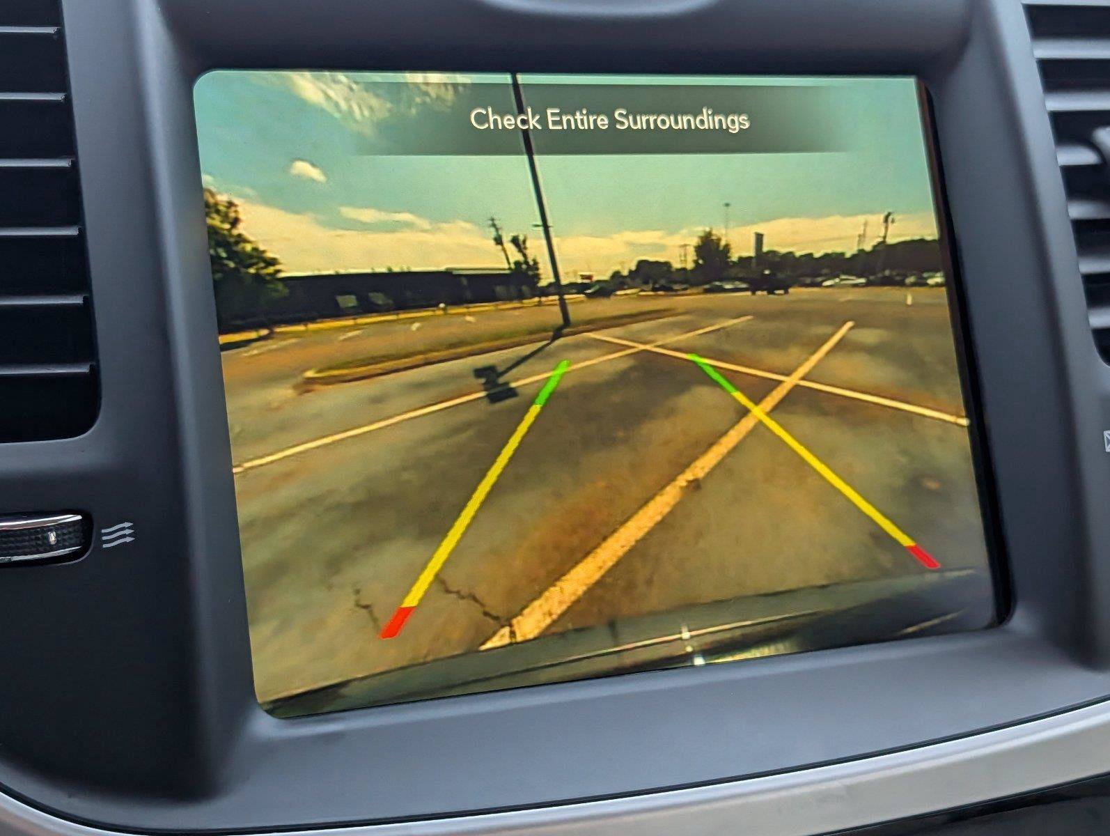 Used 2023 Chrysler 300 Touring L w/ Comfort Group RWD image 18