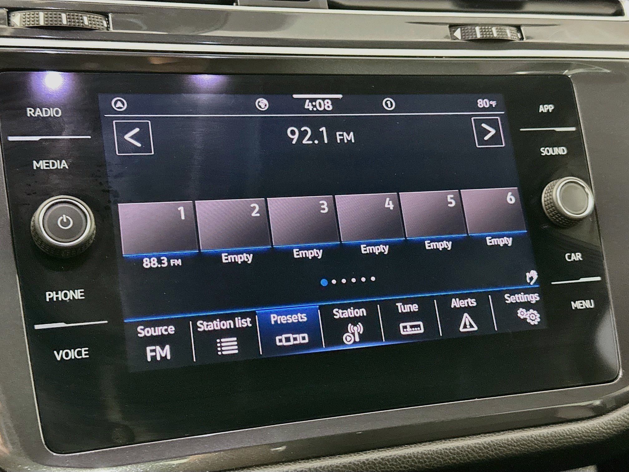 Used 2024 Volkswagen Tiguan Wolfsburg Edition FWD image 19