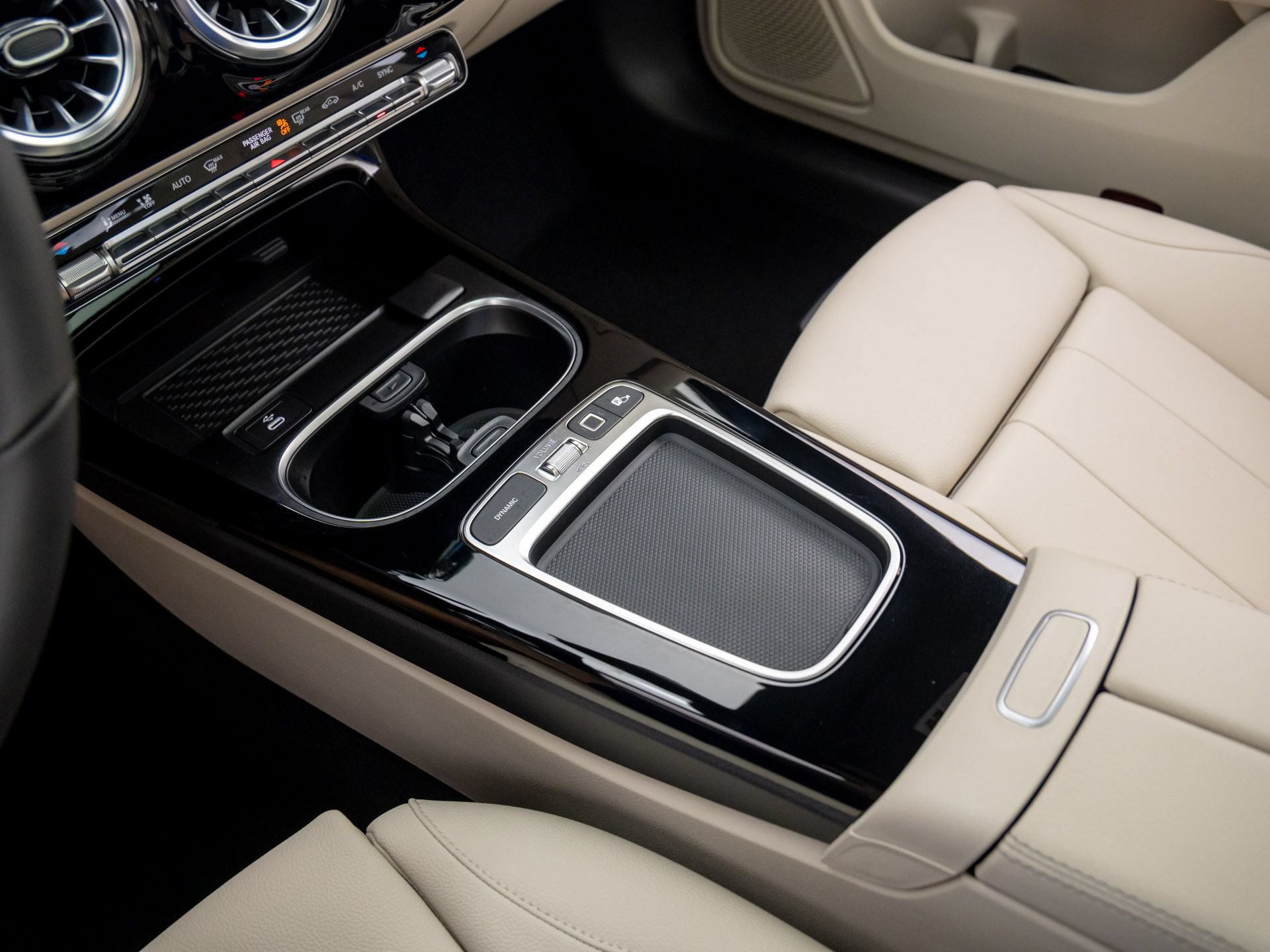 New 2026 Mercedes-Benz CLA 250 4MATIC image 11