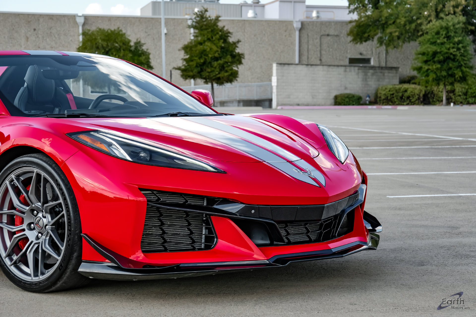 Used 2024 Chevrolet Corvette Z06 w/ Z07 Performance Package RWD image 25