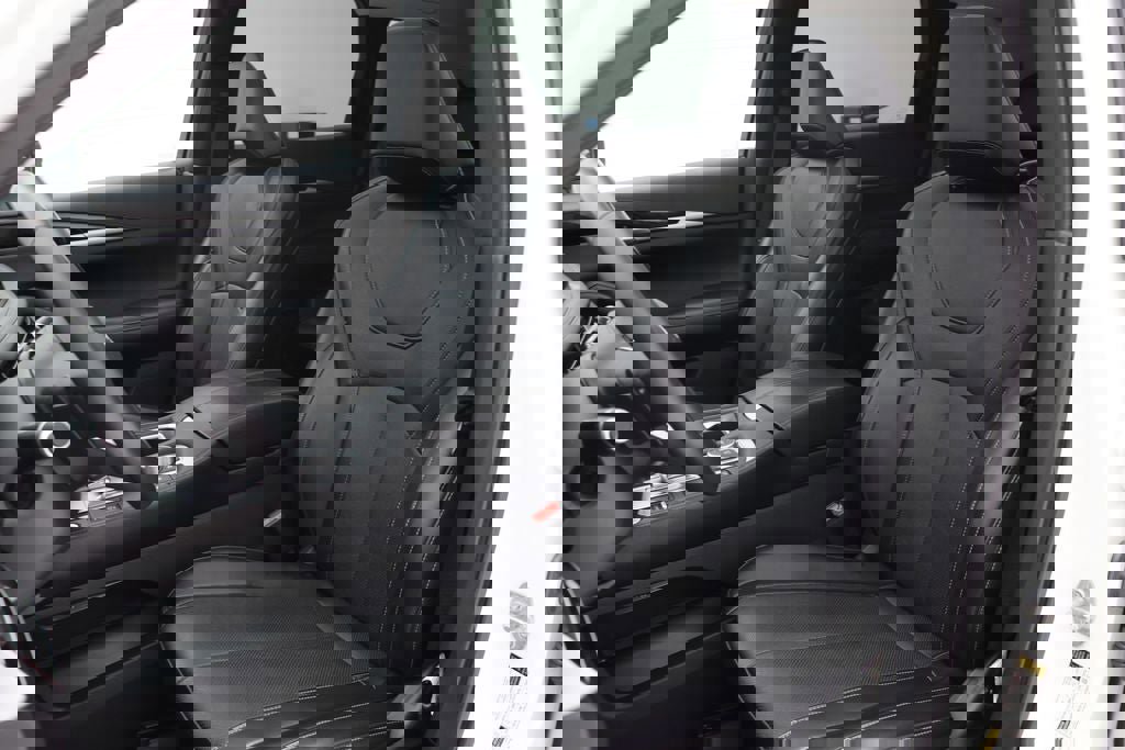 Used 2025 INFINITI QX60 Pure AWD/4WD image 16