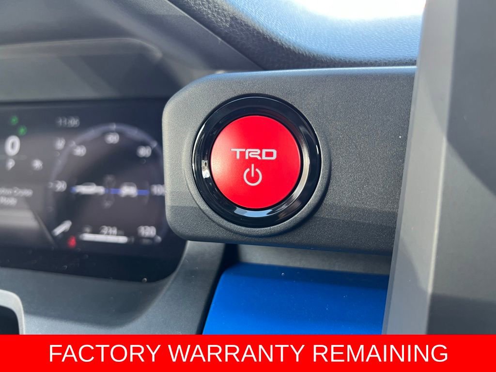 Certified 2025 Toyota Tacoma TRD Off-Road image 25