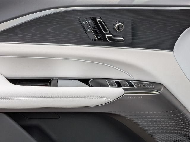 New 2026 Cadillac Lyriq Luxury RWD image 21