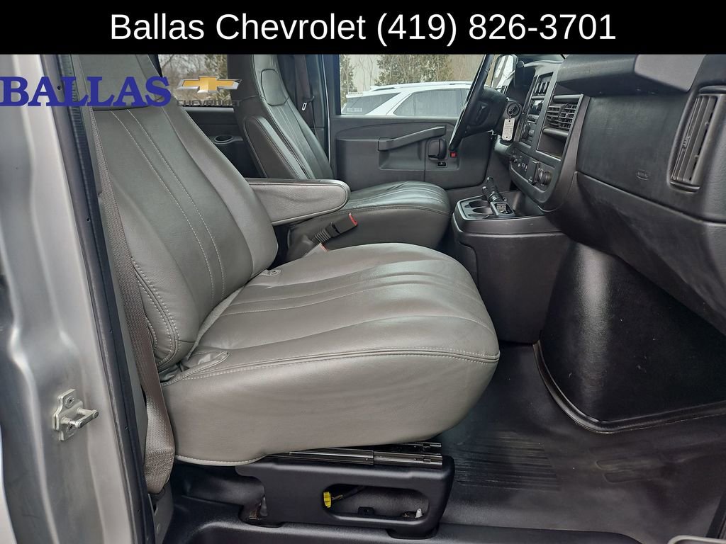 Certified 2017 Chevrolet Express 2500 LS image 26