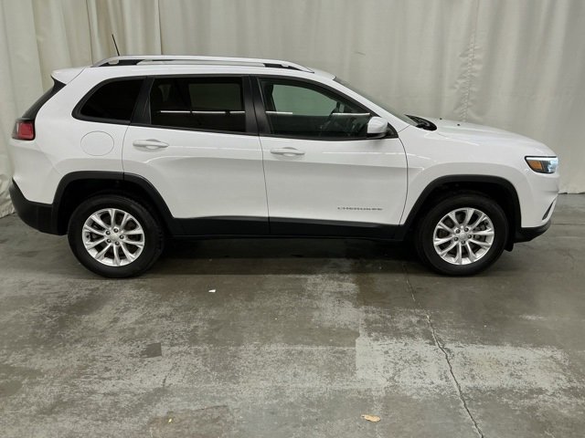 Used 2020 Jeep Cherokee Latitude image 2