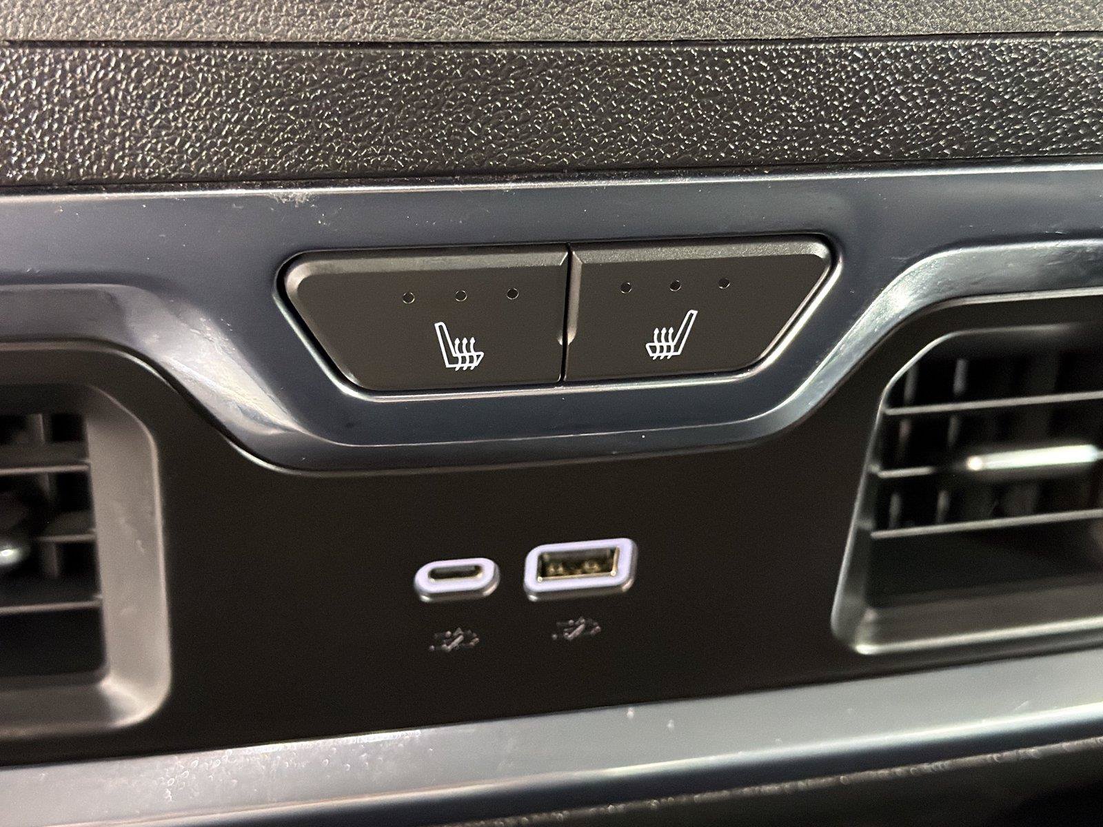 Used 2024 GMC Sierra 2500 Denali AWD/4WD image 19