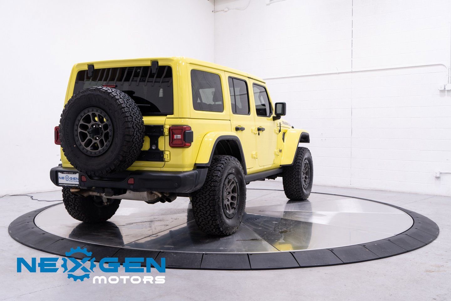 Used 2023 Jeep Wrangler Unlimited Rubicon 392 w/ Xtreme Recon 35" Tire Package image 34