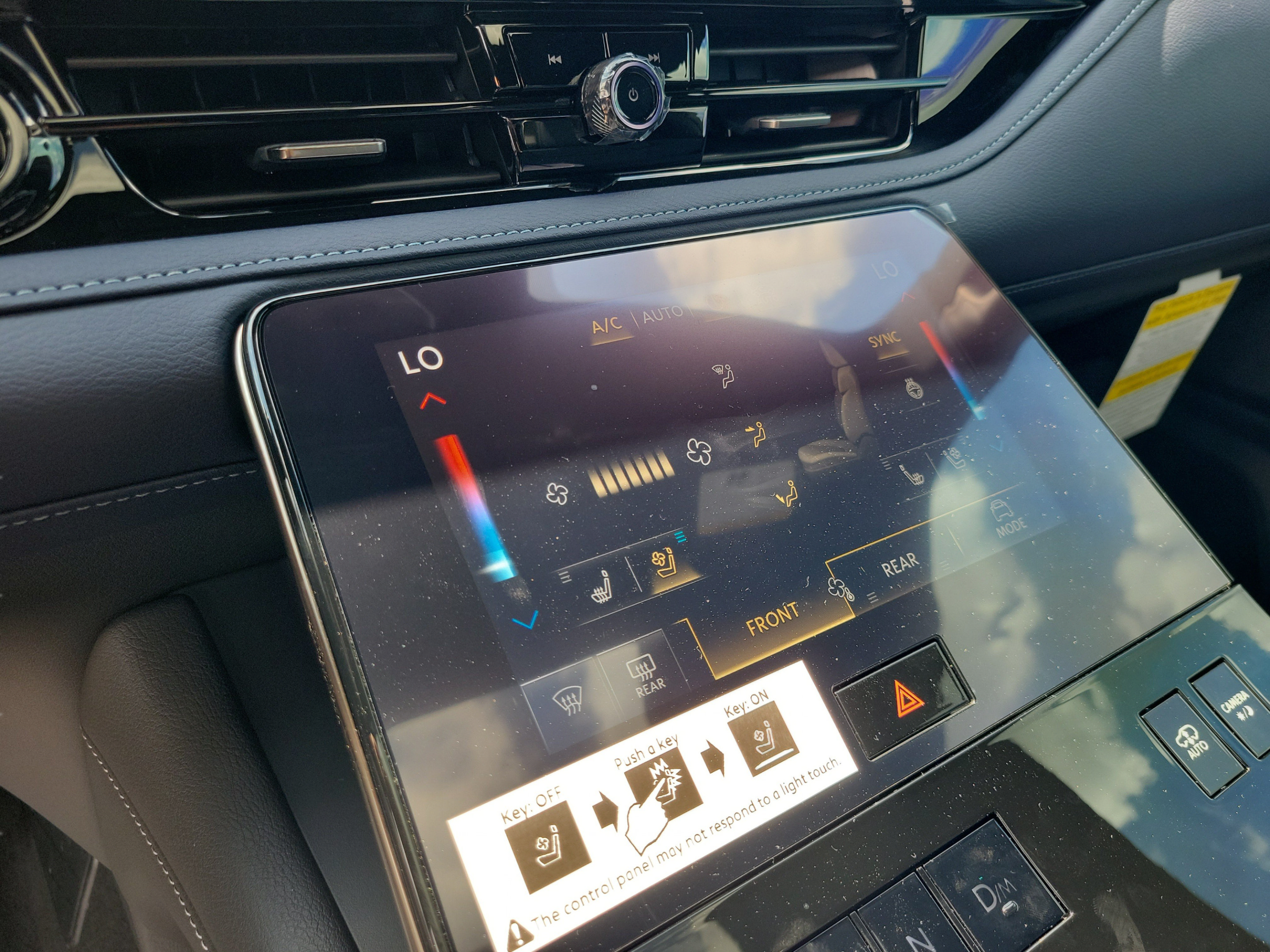 New 2027 INFINITI QX80 Sensory w/ Sport Exterior Package AWD/4WD image 16