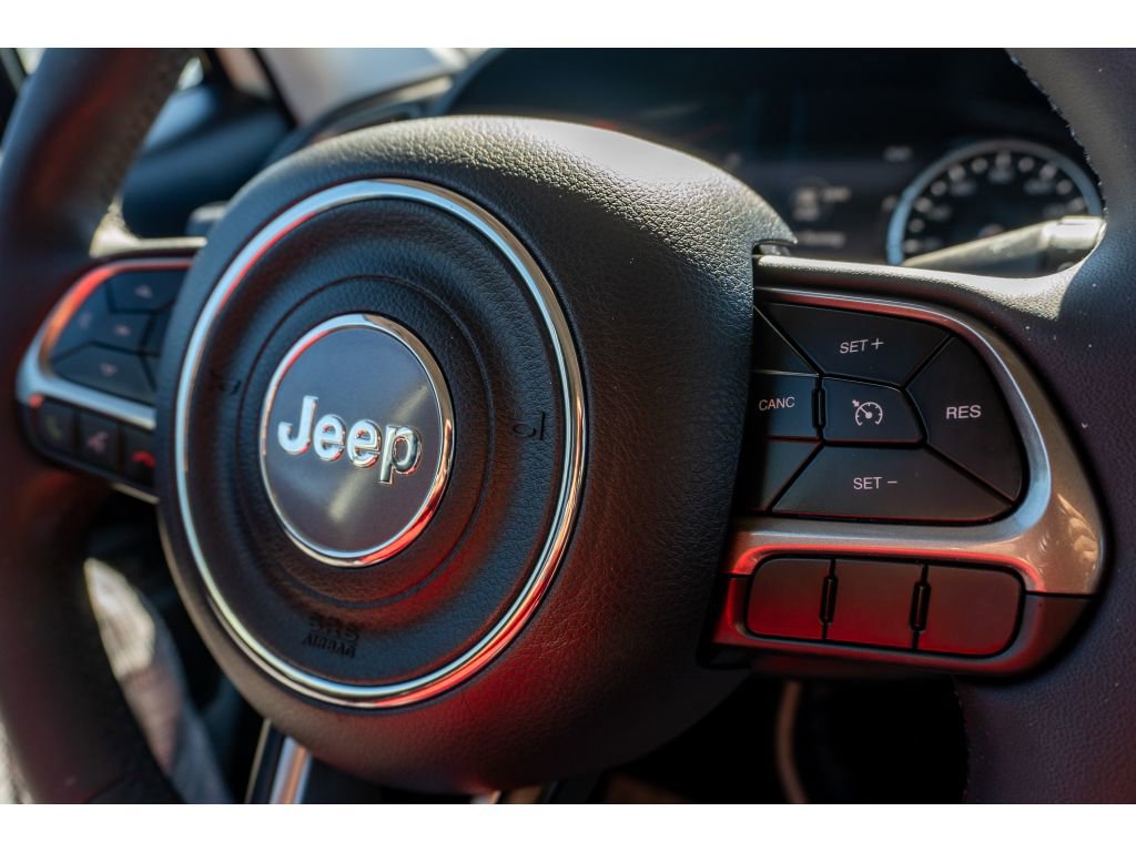Used 2022 Jeep Renegade Latitude image 29