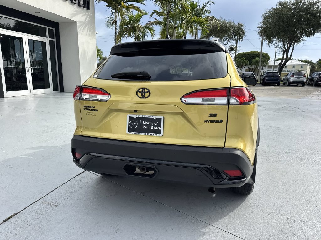 Used 2023 Toyota Corolla Cross AWD Hybrid w/ Moonroof Package image 25