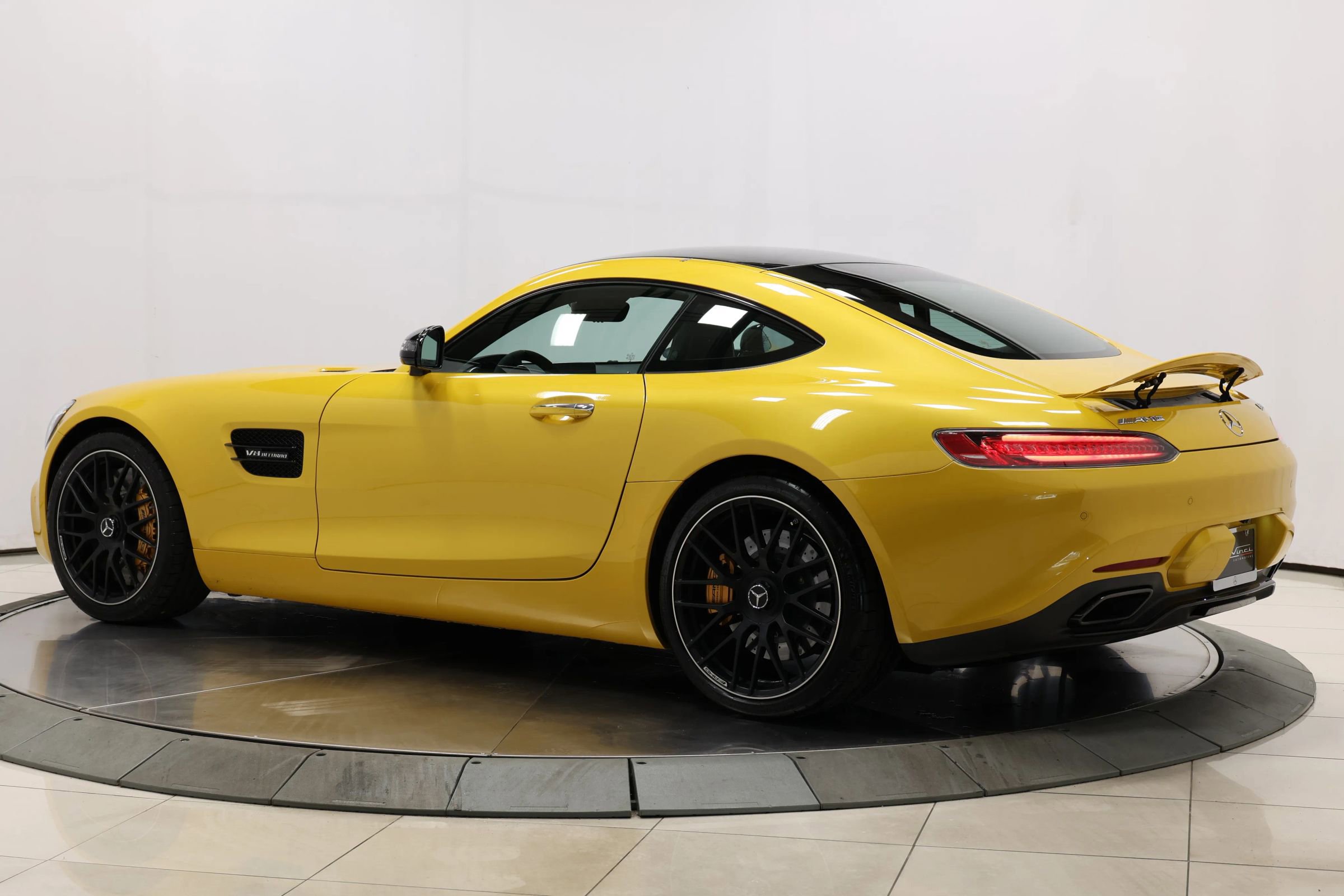 Used 2016 Mercedes-Benz AMG GT S image 52