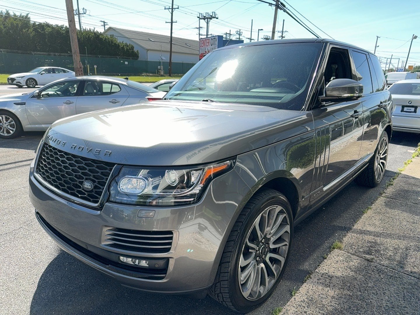 Used 2016 Land Rover Range Rover Supercharged AWD/4WD image 5