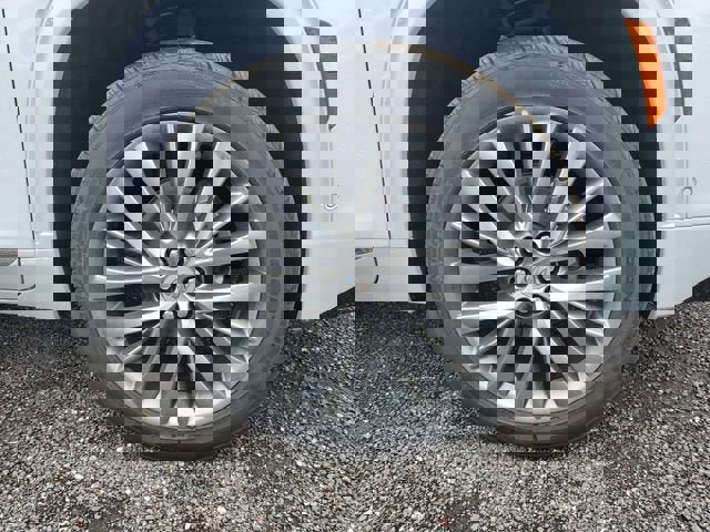 New 2026 Buick Enclave Avenir w/ Super Cruise Package AWD/4WD image 6